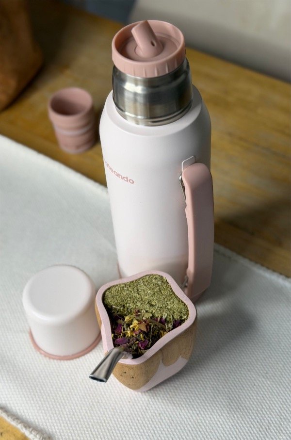 SET VACA RANCHERO 4.0 ROSE QUARTZ + TERMO MATEANDO 1 L + BOMBILLA
