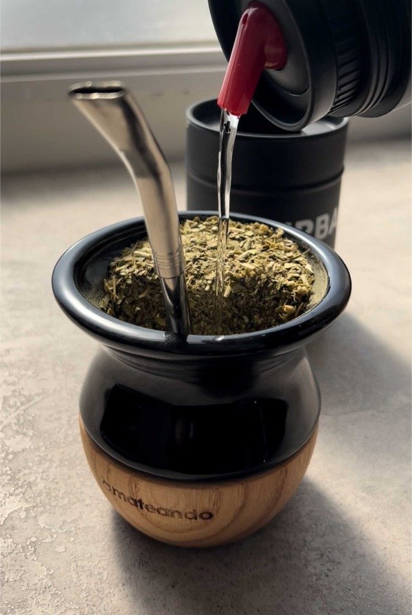 MATE DE CERÁMICA ESMALTADA