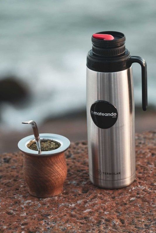 CAROB SET: TRUCKER + HALF HANDLE THERMOS