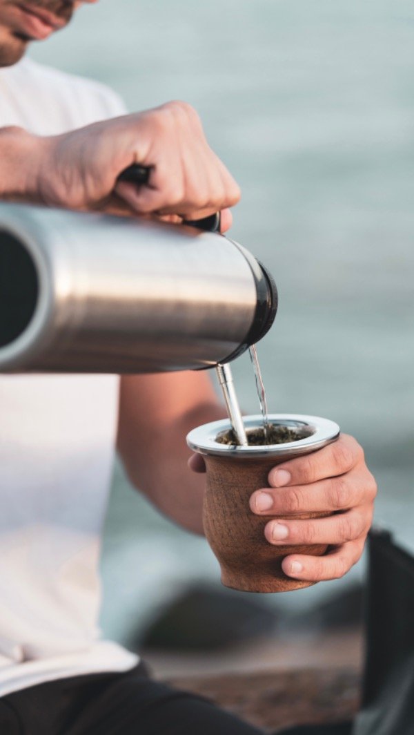 CAROB SET: TRUCKER + HALF HANDLE THERMOS